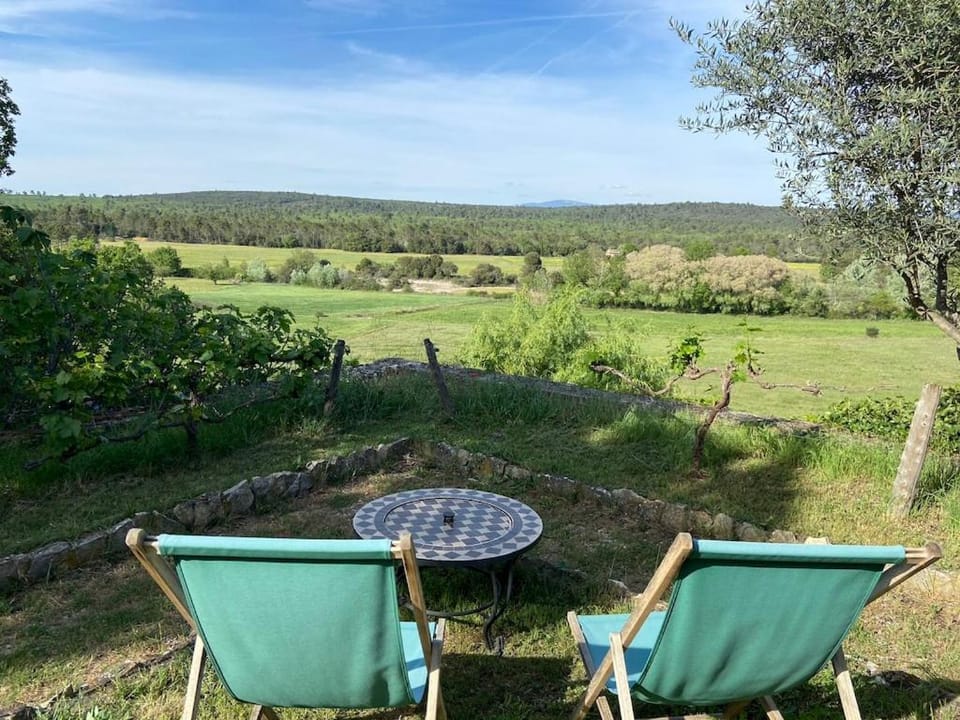 Seating area, Mountain view