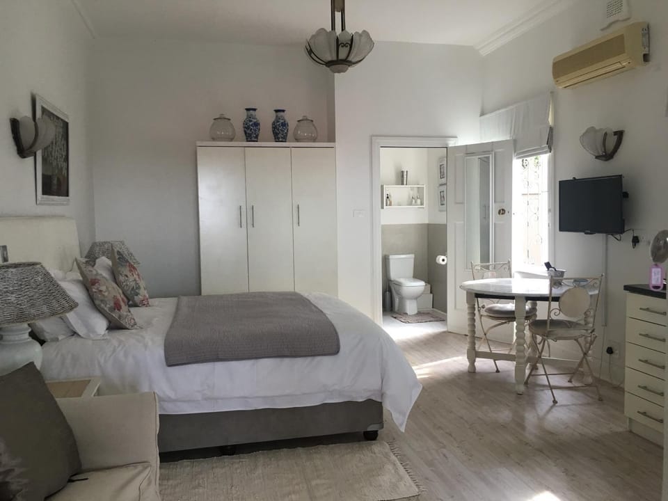 The Good Life Apartment in Durban