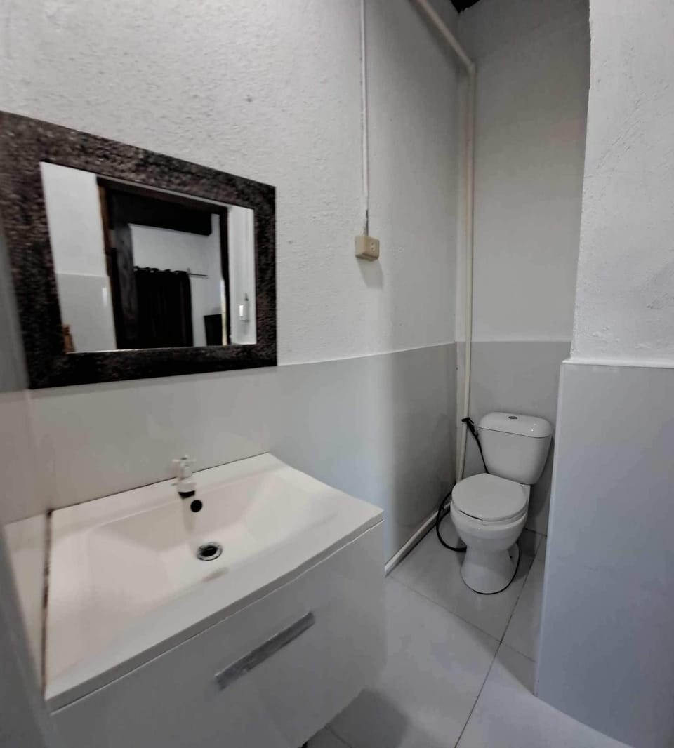 La place Vacation rental in Lapu-Lapu City