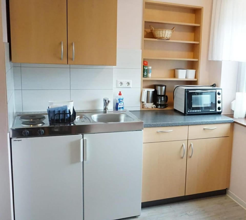 Coffee/tea facilities, Kitchen or kitchenette