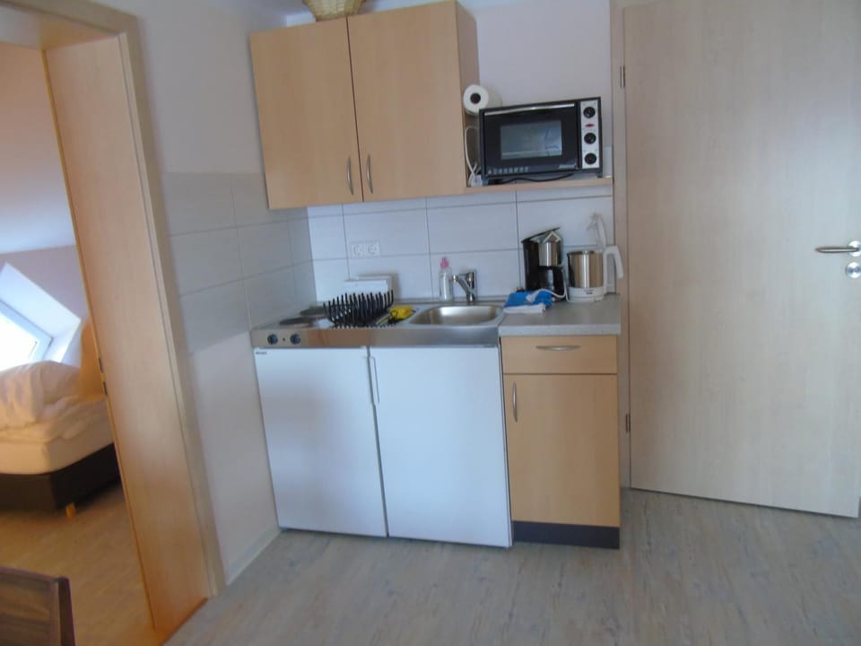 Coffee/tea facilities, Kitchen or kitchenette
