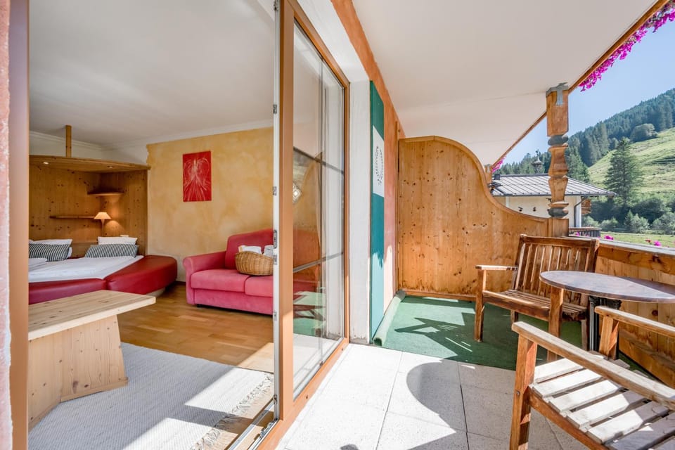 Balcony/Terrace, Photo of the whole room