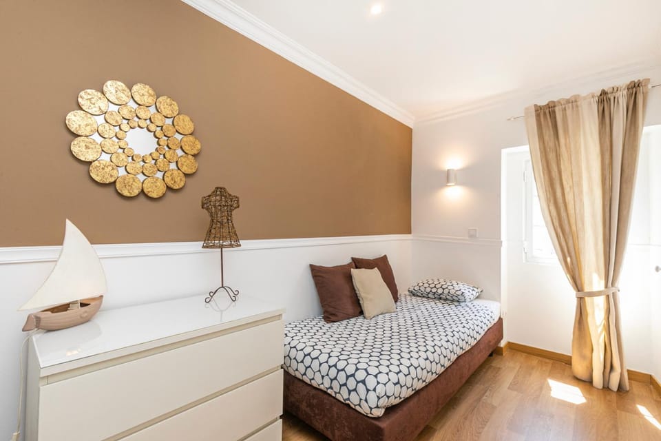Belem Skinny House Apartment in Lisbon
