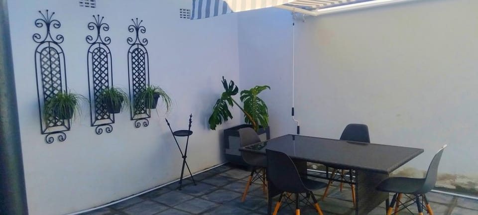 Elsjes Guesthouse Bed and Breakfast in Gauteng