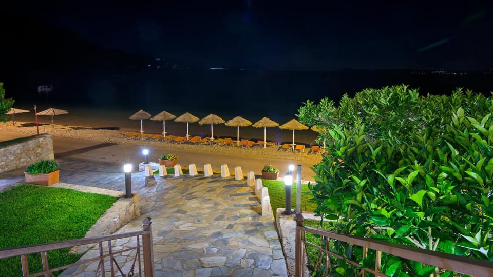 Facade/entrance, Beach, Sea view, Street view