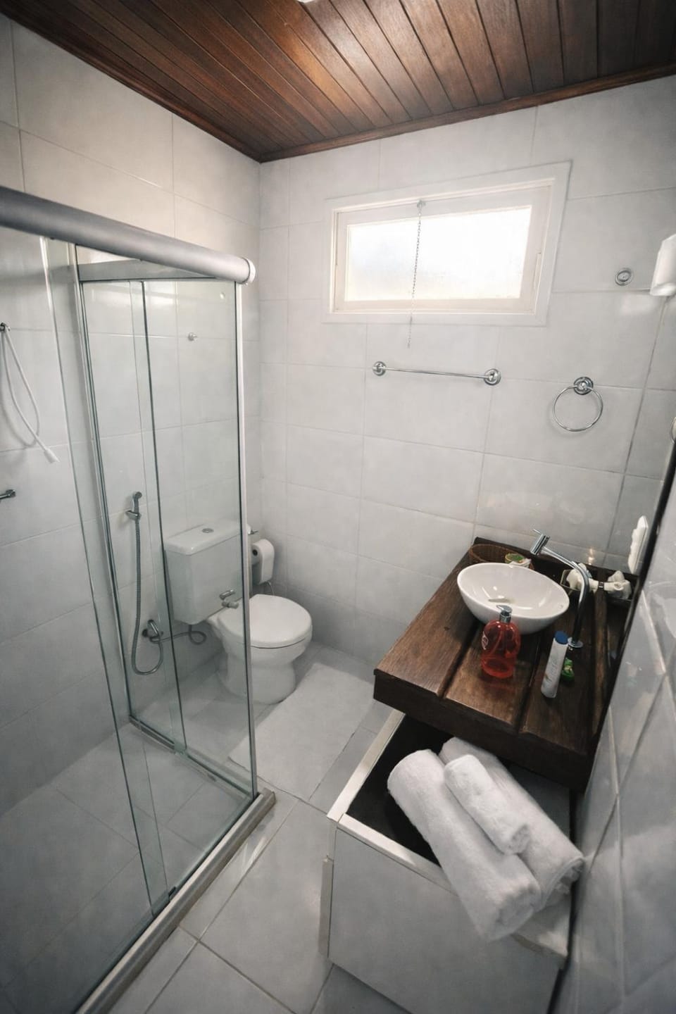 Perto do Aeroporto de Salvador -BA Pousada Familiar e Domiciliar em Vilas do Atlântico Vacation rental in Lauro de Freitas