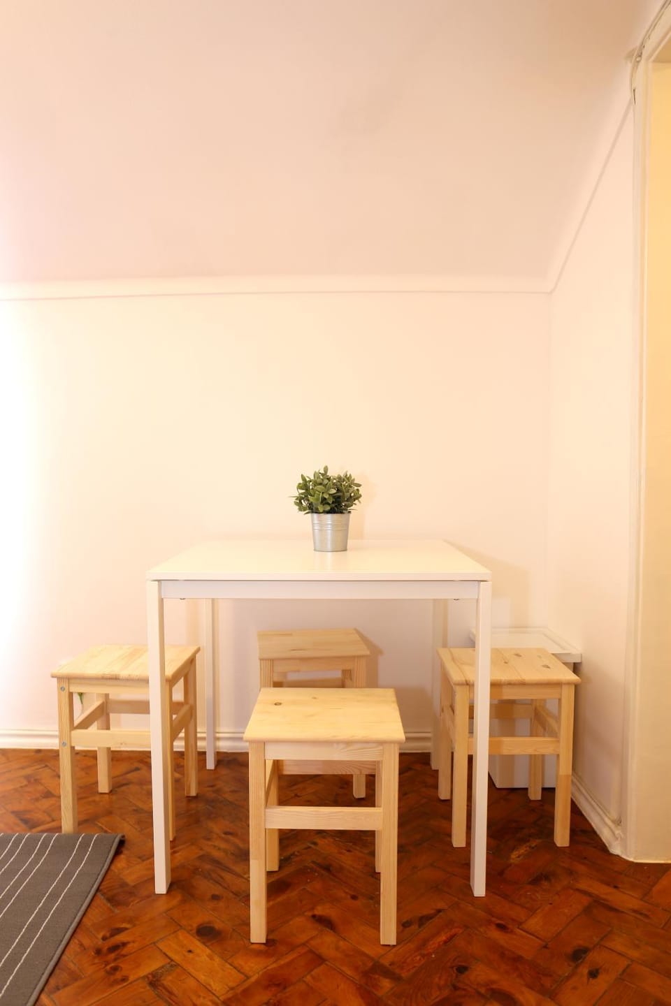 White cosy apartment Apartment in Lisbon