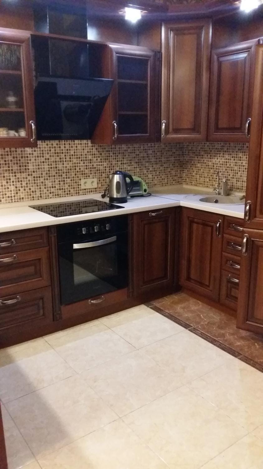 Kitchen or kitchenette, Food and drinks, Decorative detail, dishwasher, stove