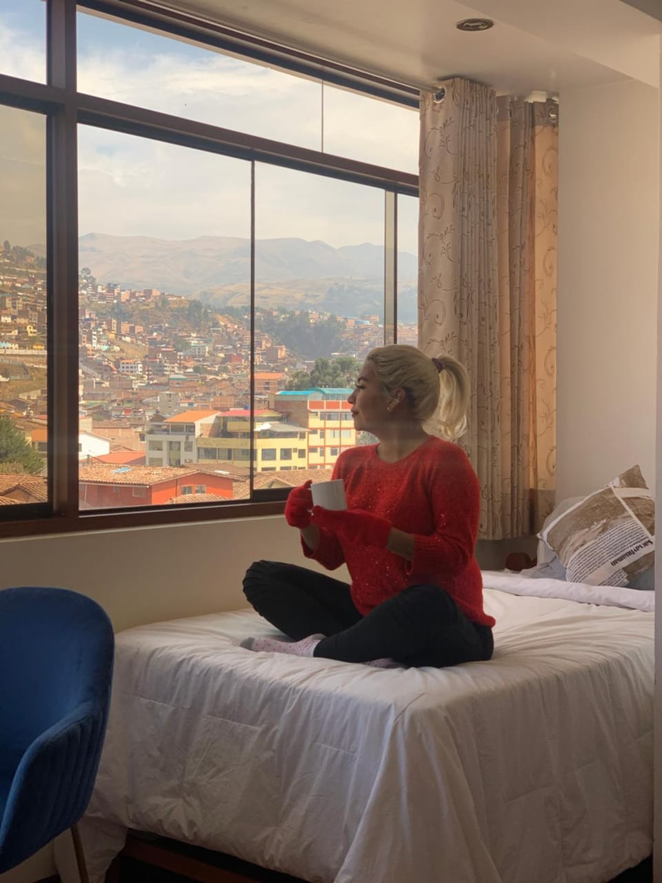 Guests, City view, Mountain view, Street view