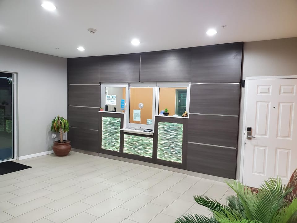 Haven Inn & Suites willowbrook Motel in Houston