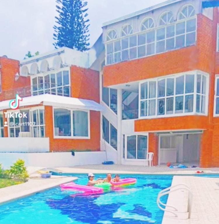 Hostal Mallorca Boutique Bed and Breakfast in Cali