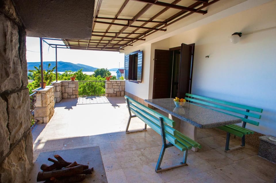 Patio, Balcony/Terrace