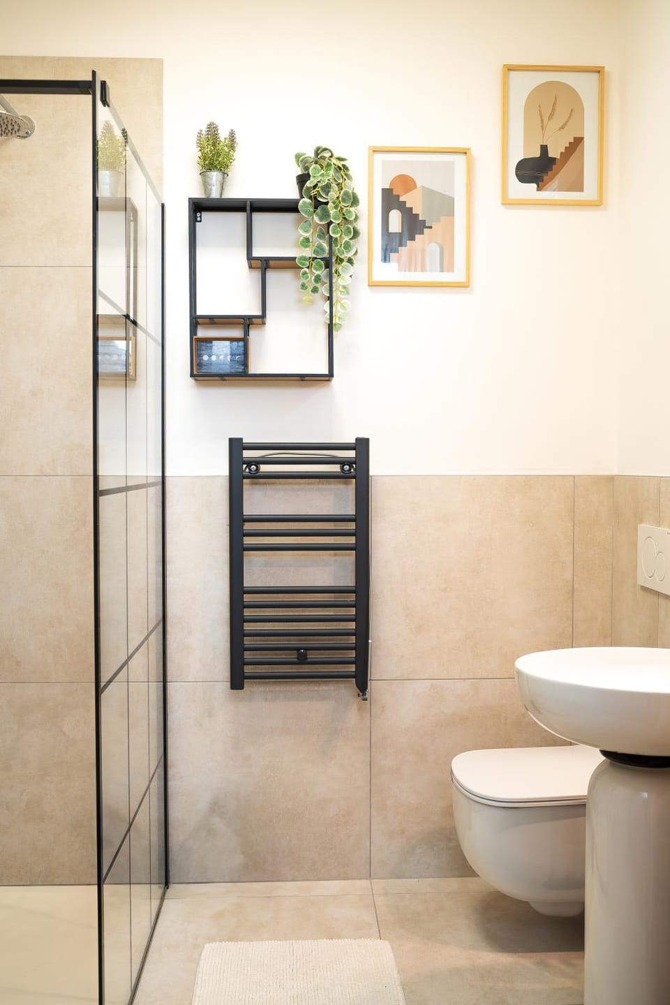 Shower, Toilet, Bathroom