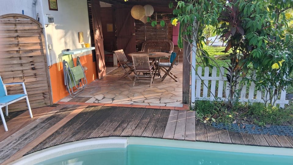 Patio, Swimming pool