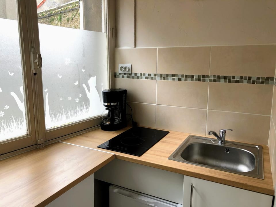 Coffee/tea facilities, Kitchen or kitchenette