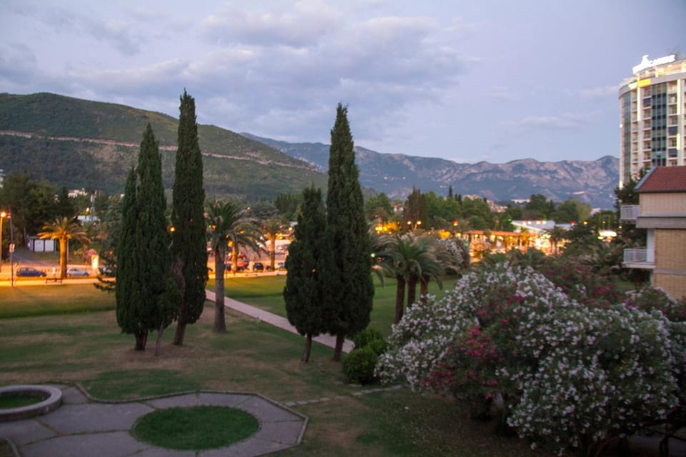 Property building, Garden view