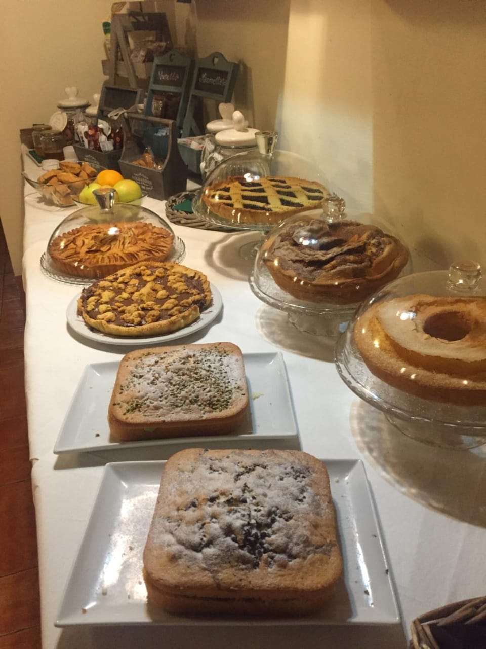 Breakfast, Buffet breakfast