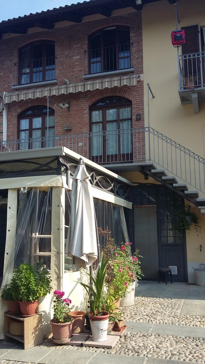 Property building, Balcony/Terrace