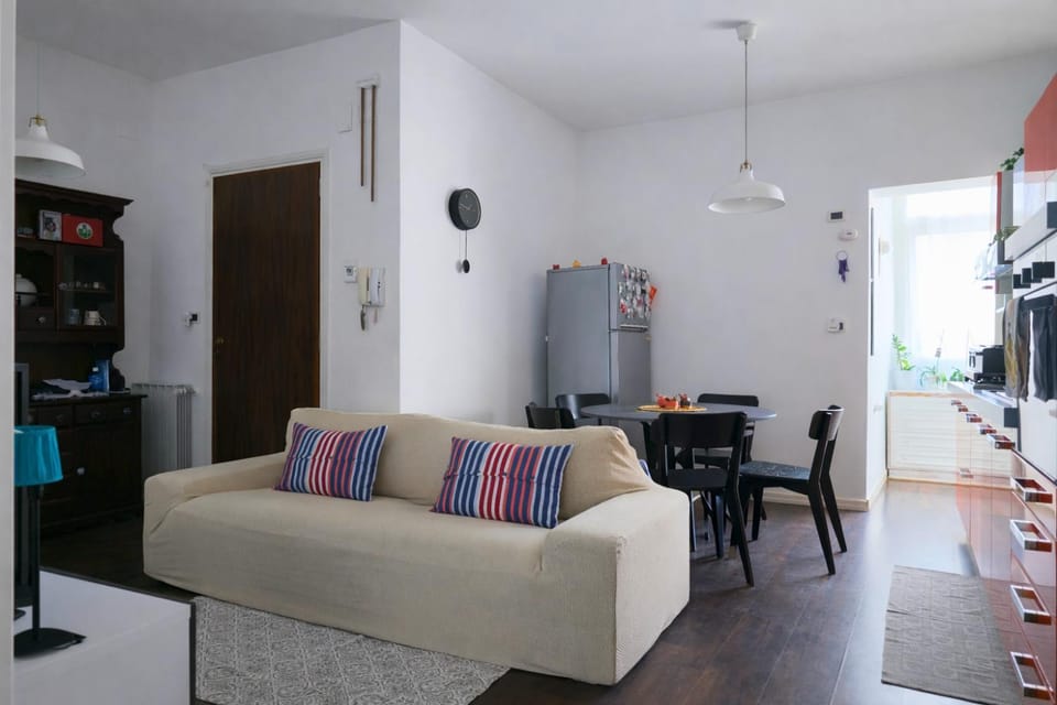 TV and multimedia, Lounge or bar, kitchen