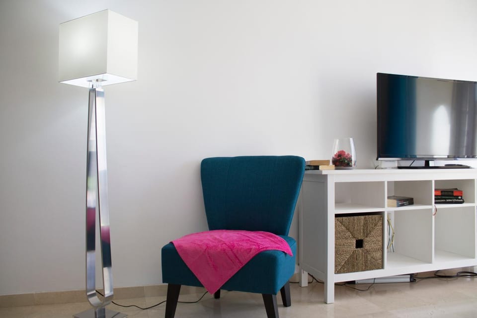 Communal lounge/ TV room, TV and multimedia, Living room
