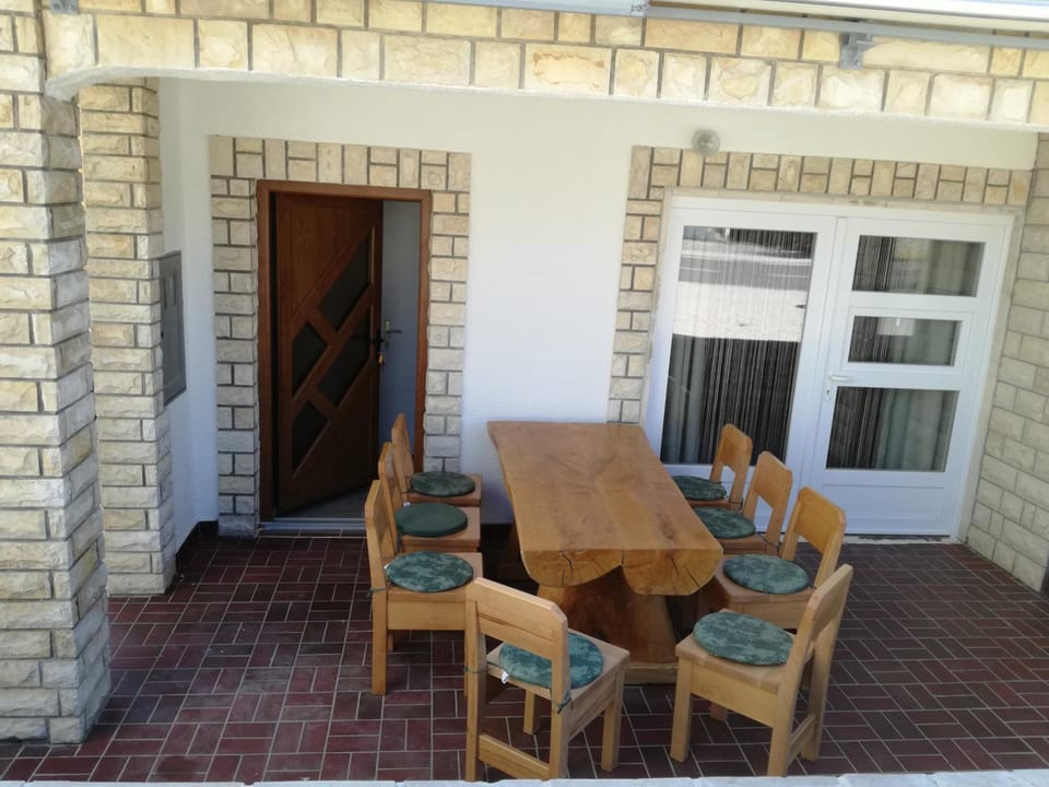 Apartments Domi Apartment in Zadar County