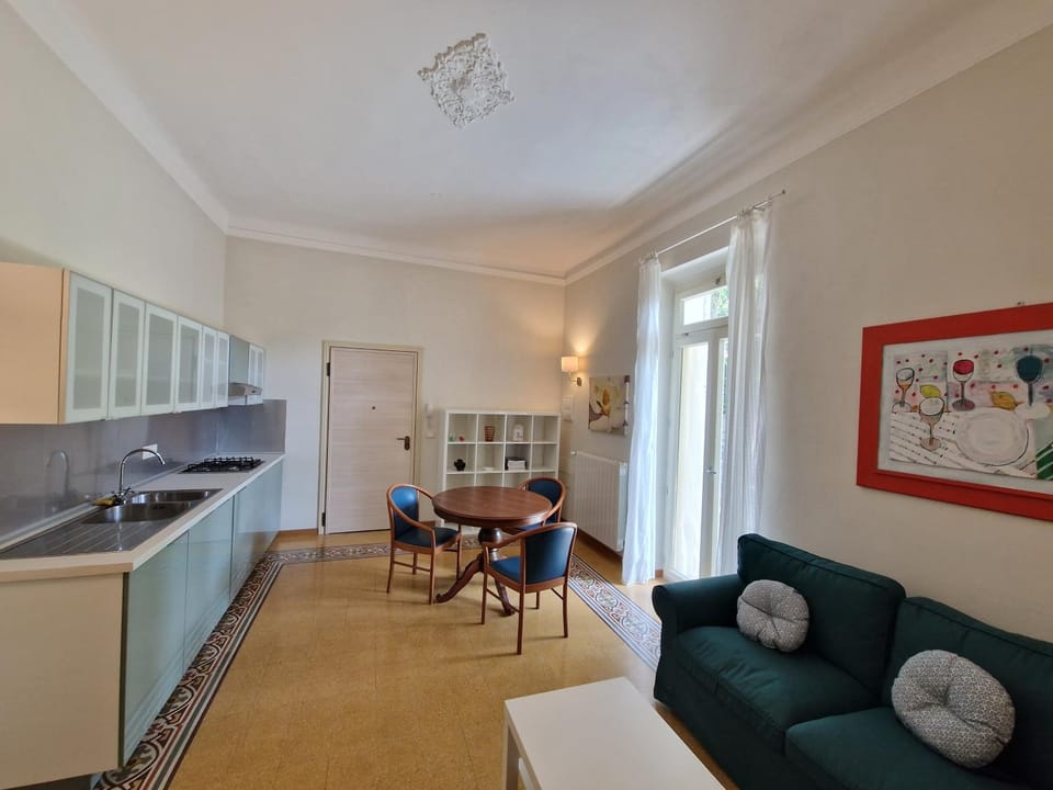 Charme & Garden House in La Spezia