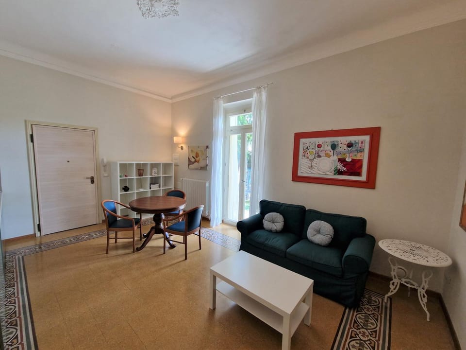 Charme & Garden House in La Spezia