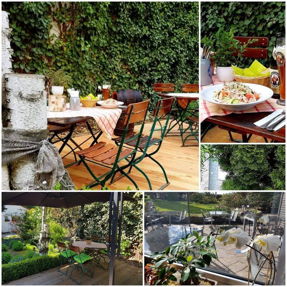 Restaurant/places to eat, Garden, Garden, Balcony/Terrace