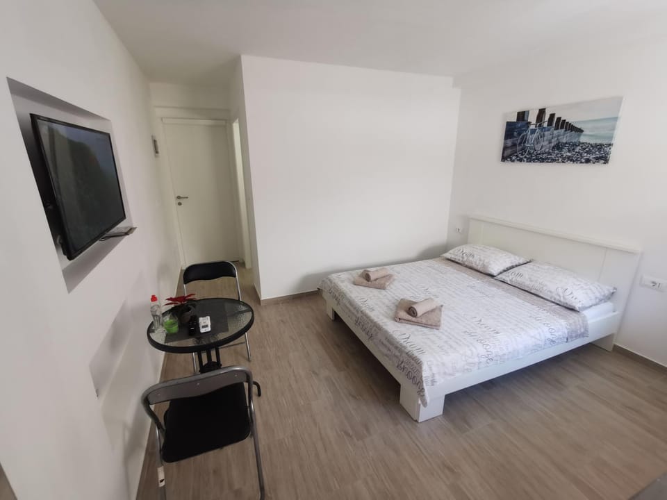 Twins Apartment in Pula
