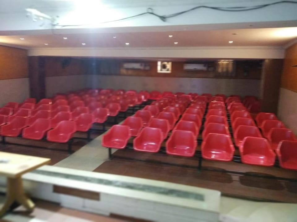 Hotel Ravi Mayur International Hotel in Karnataka