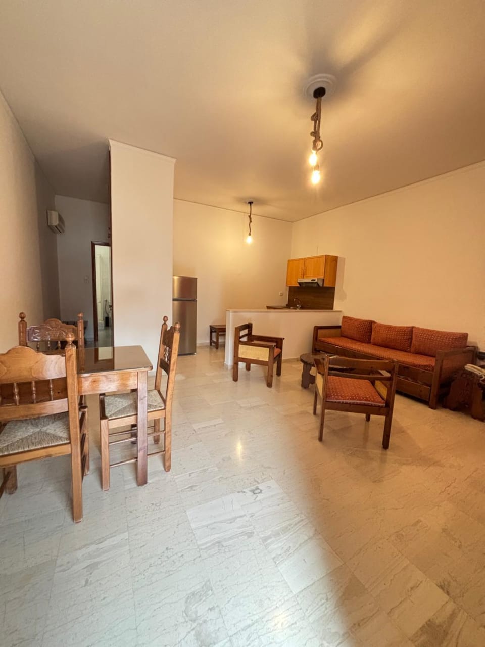 Kitchen or kitchenette, Seating area, Dining area