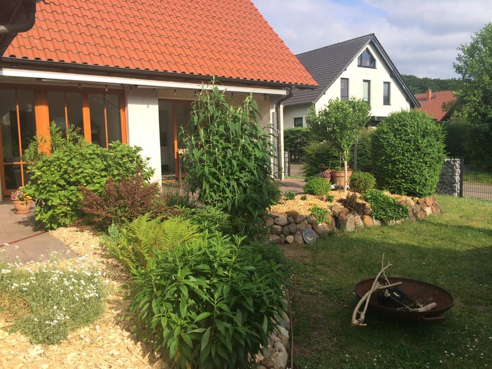 Property building, Garden