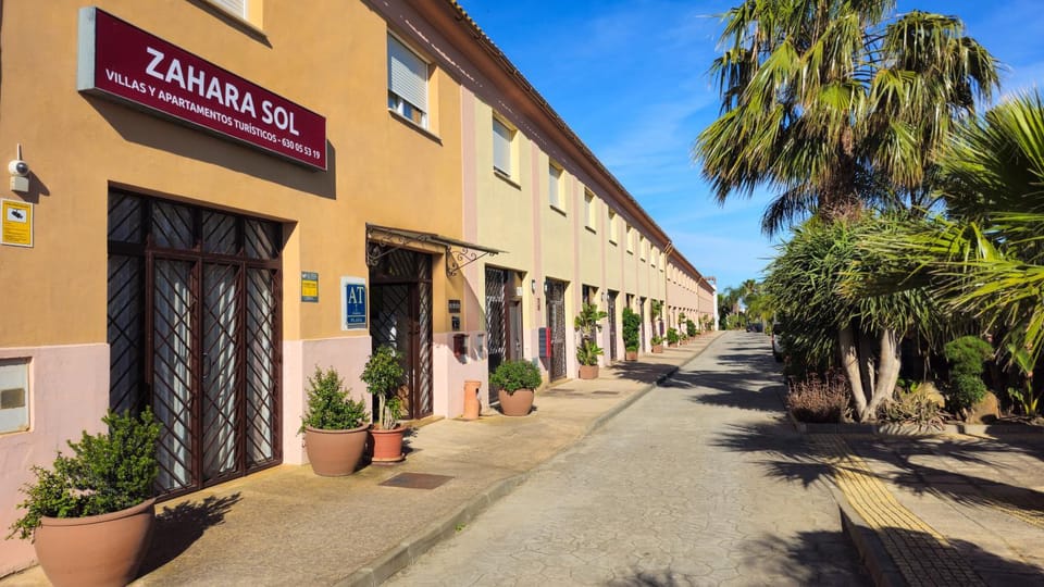 Property building, Spring, Day, Neighbourhood, Street view