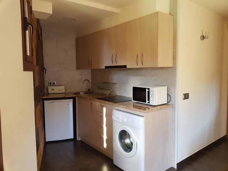 Kitchen or kitchenette, Decorative detail