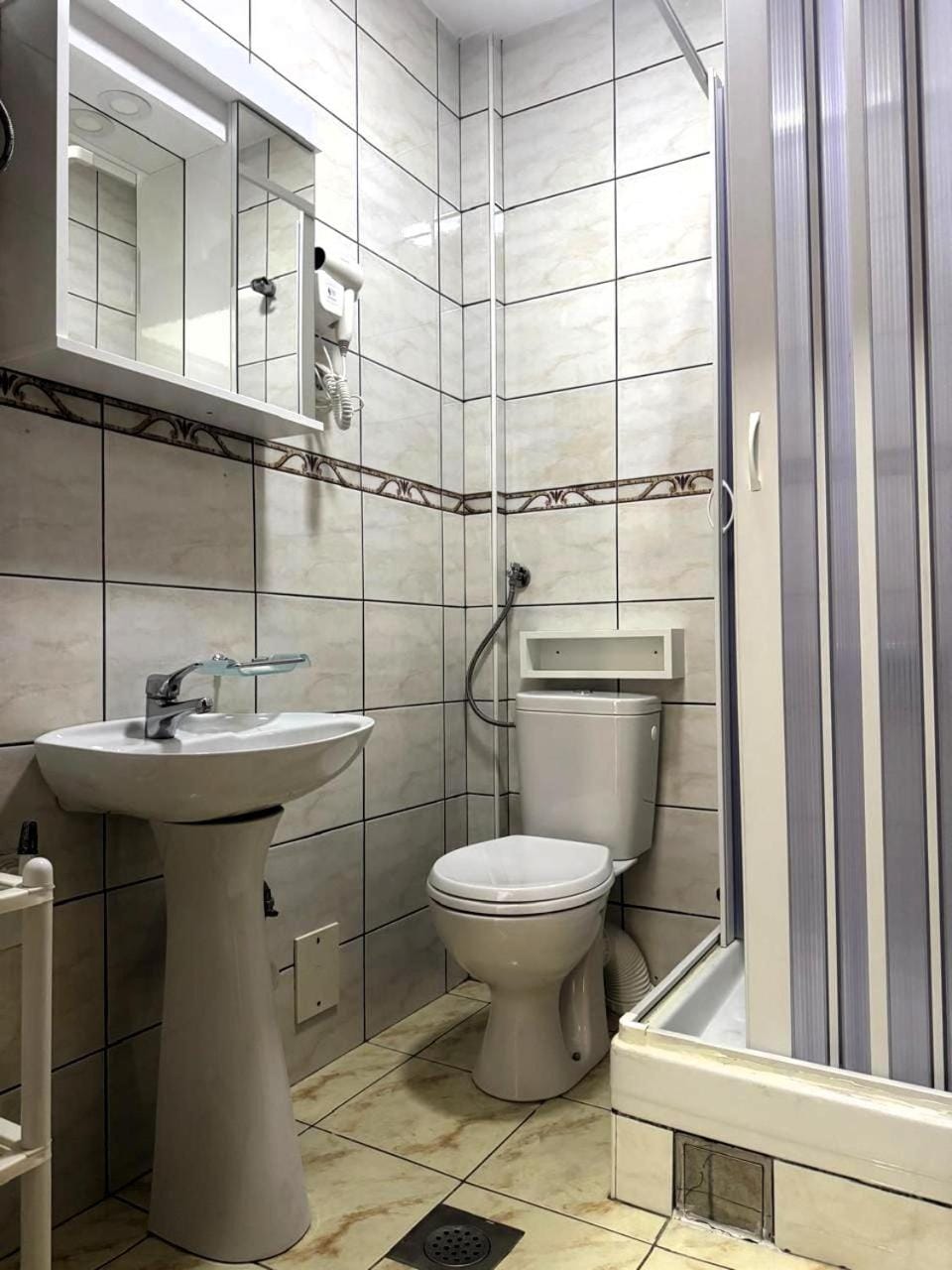 Shower, Toilet, Bathroom