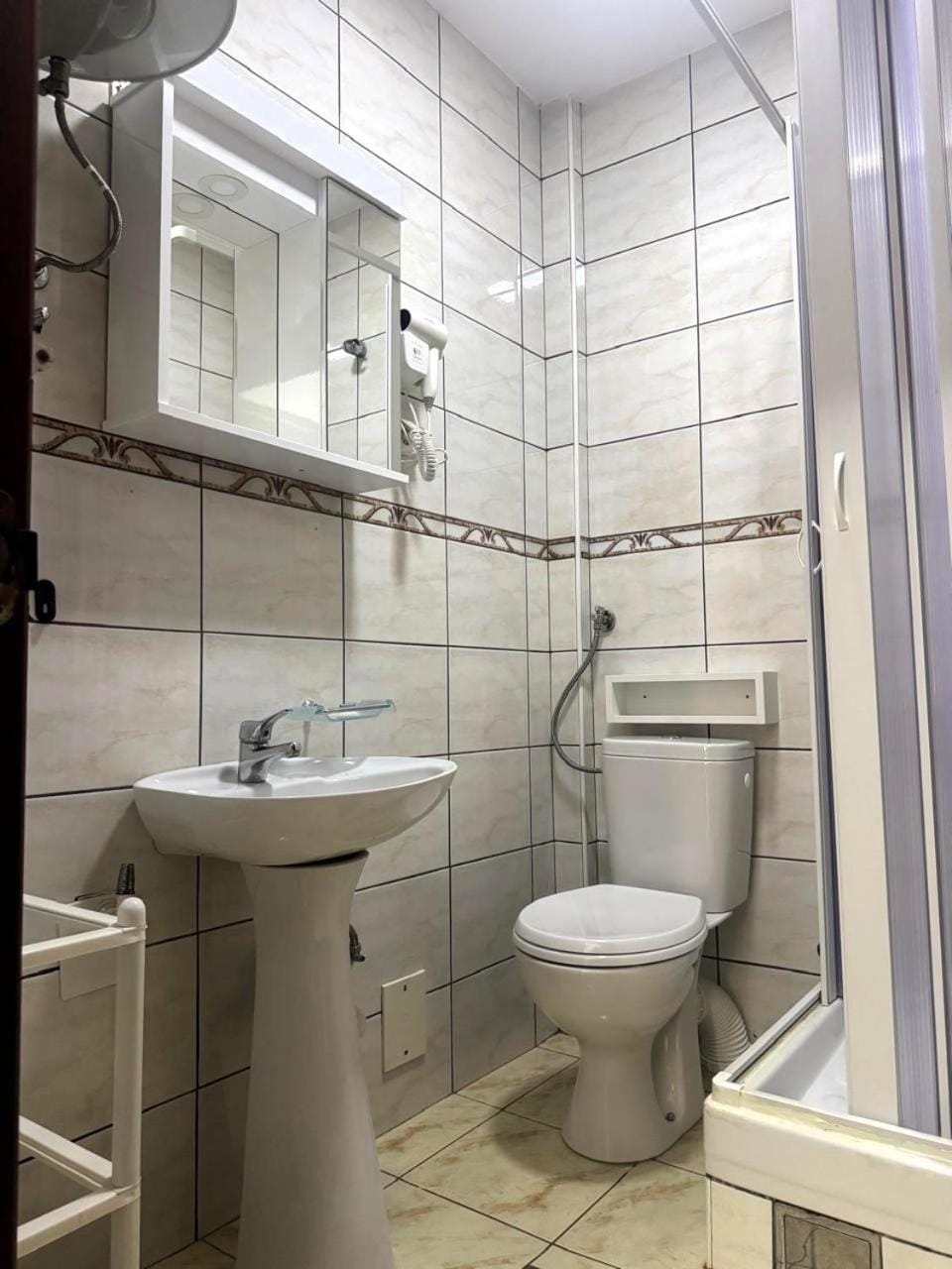 Shower, Toilet, Bathroom