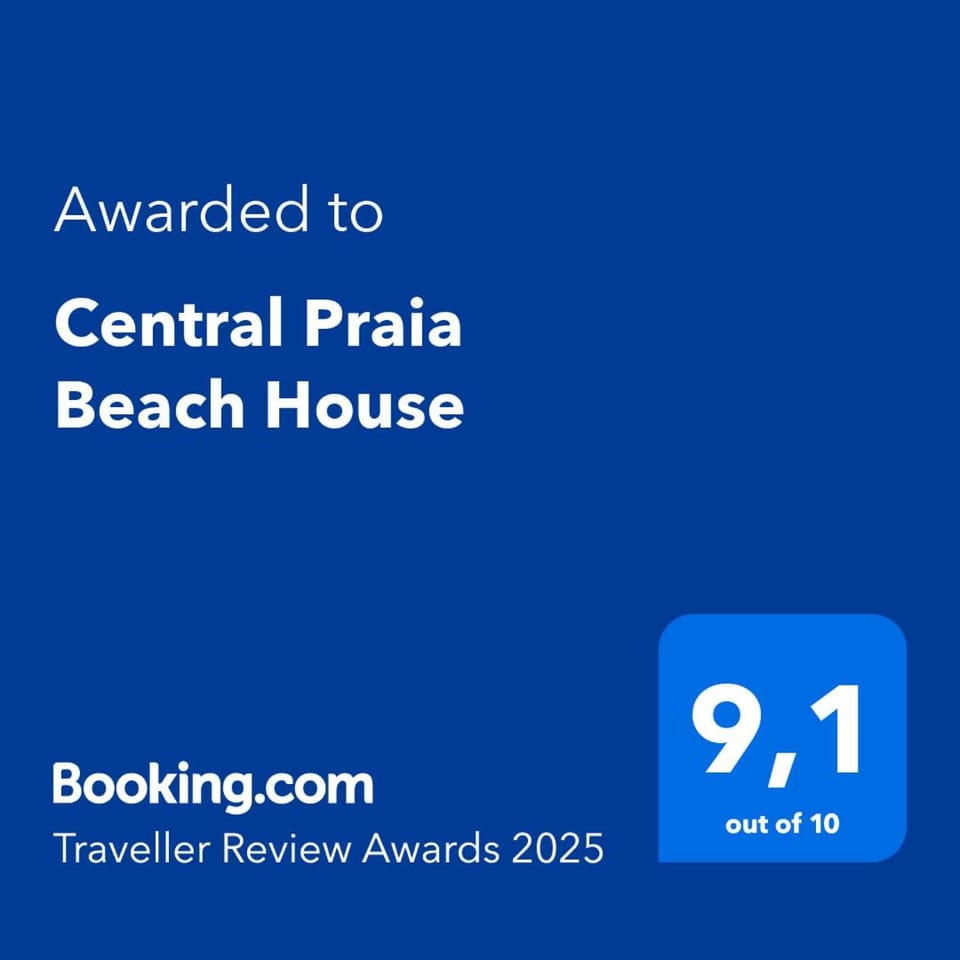 Central Praia Beach House Apartment in Azores District