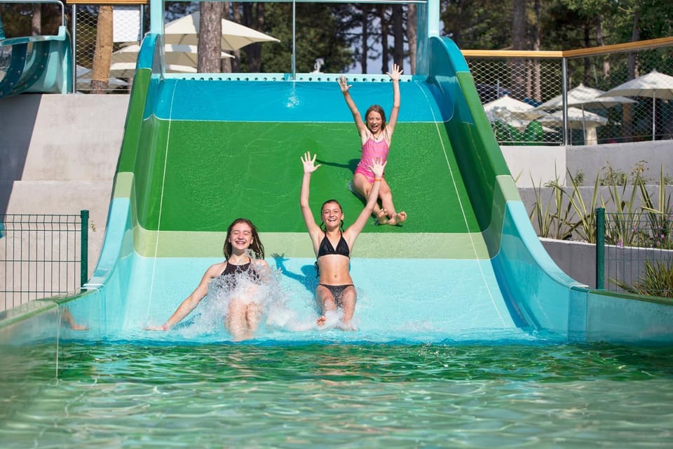 Aqua park, Swimming pool