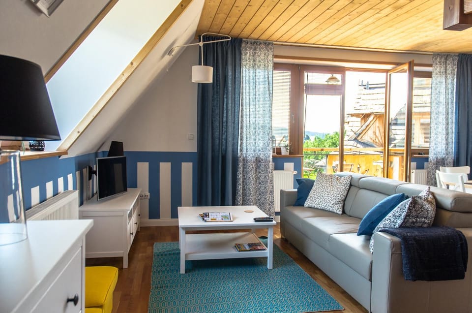 Balcony/Terrace, Living room, Garden view
