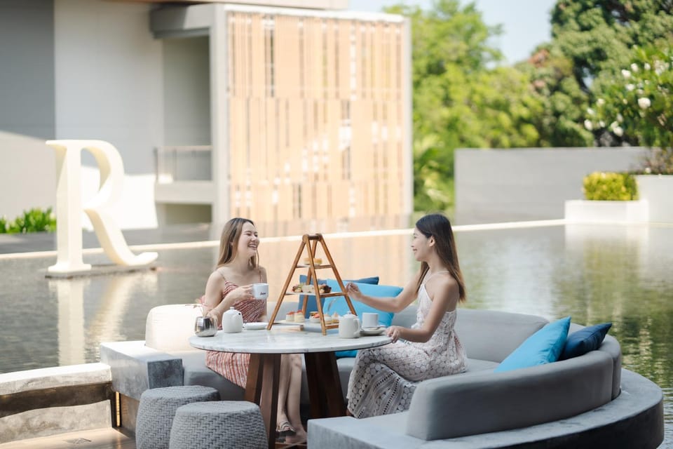 Property building, Seating area