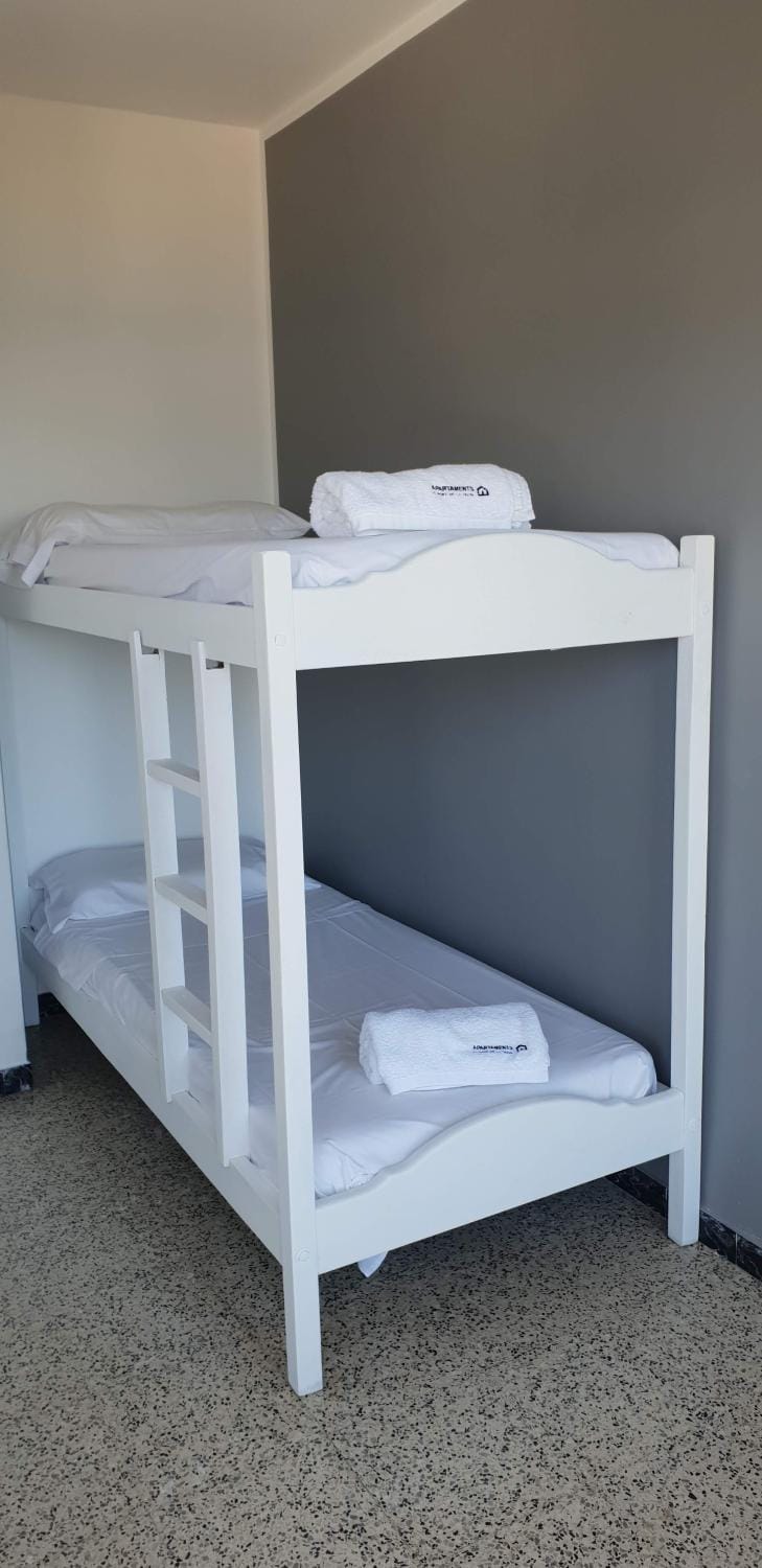 bunk bed