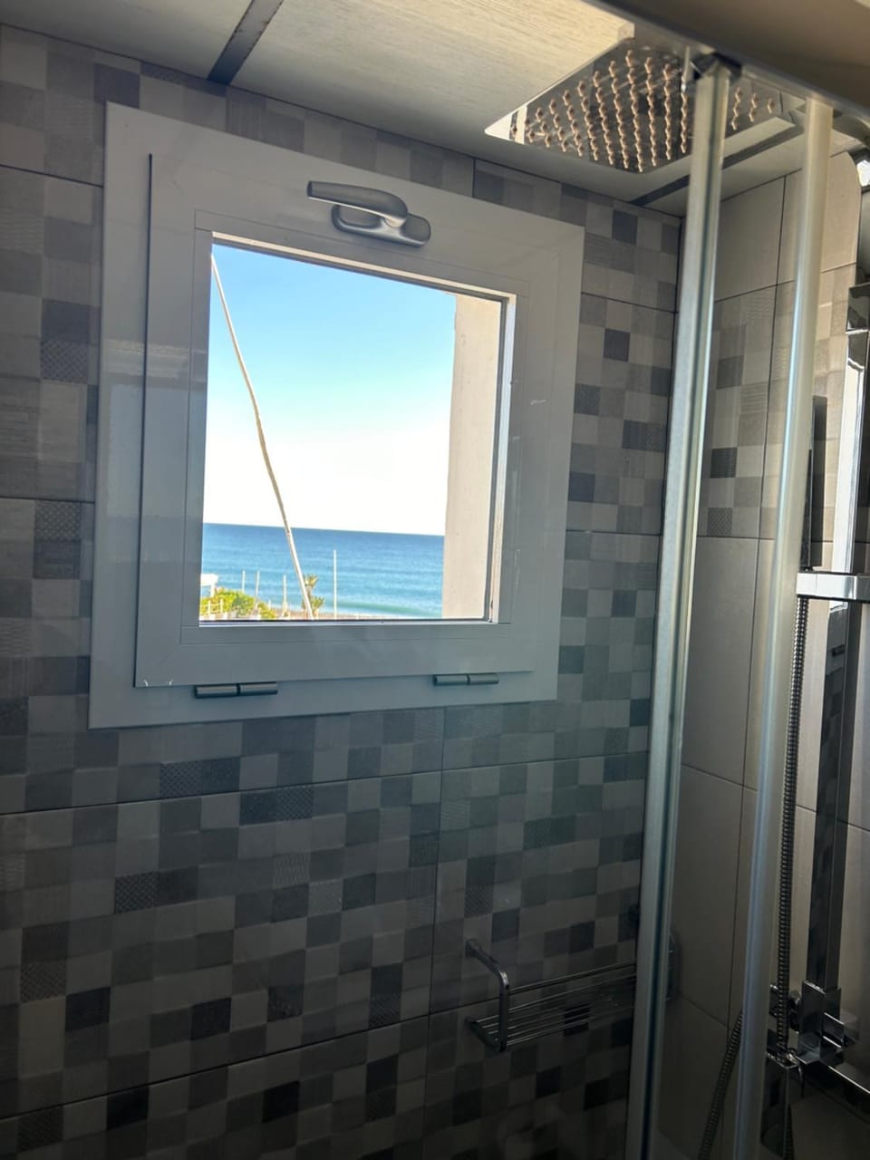 Shower, Sea view