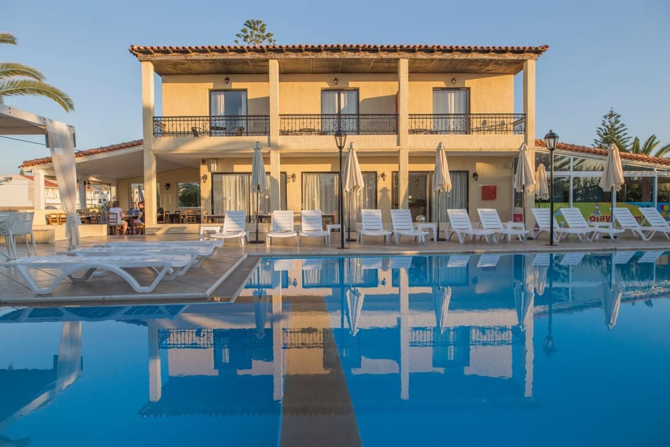 Property building, Swimming pool