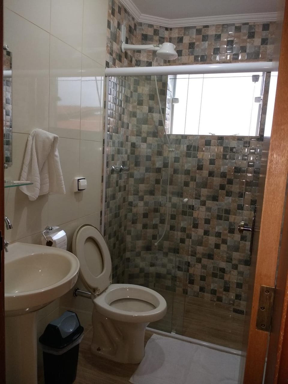 Shower, Photo of the whole room