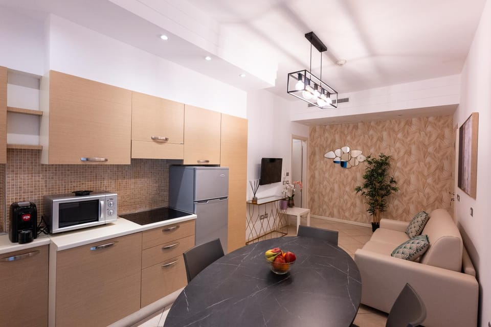 Kitchen or kitchenette, Seating area