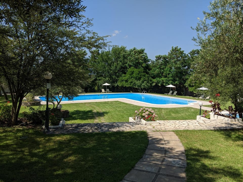 Swimming pool, Swimming pool