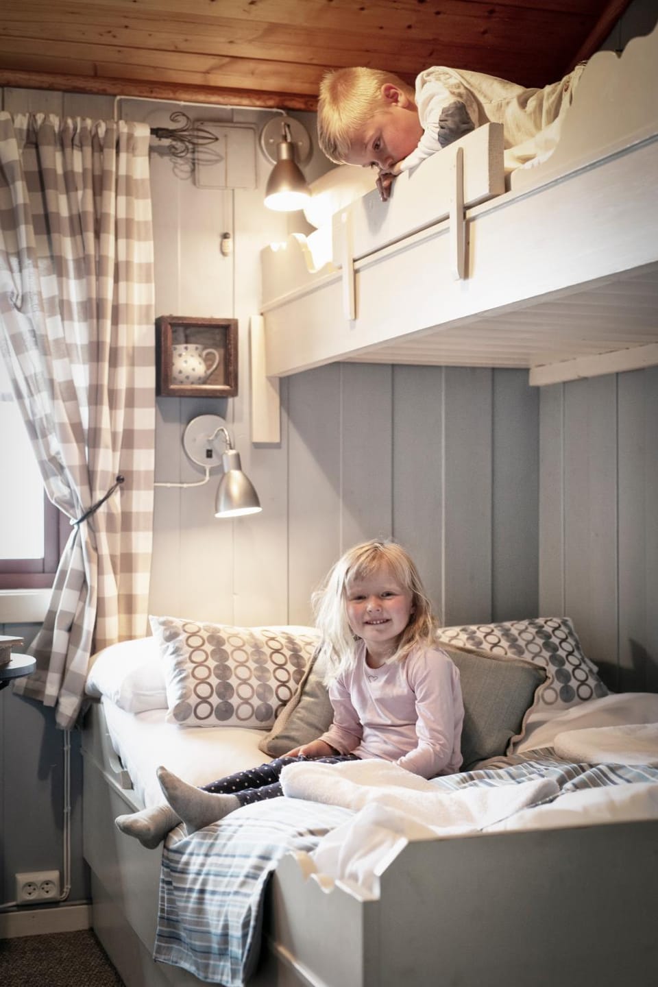 Bedroom, young children