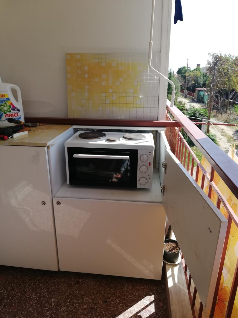 Kitchen or kitchenette, pet friendly, pet friendly, stove, stove