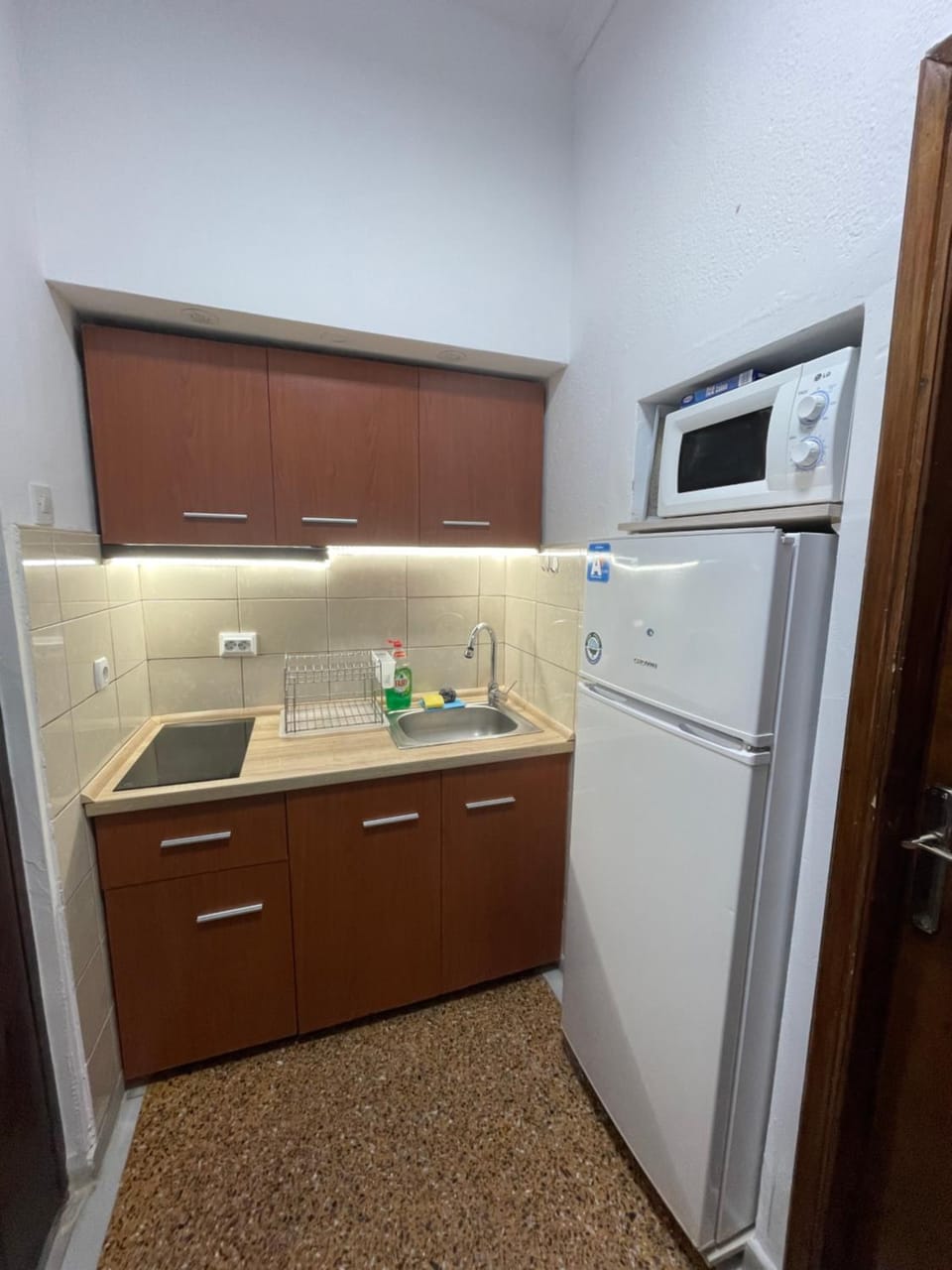 Kitchen or kitchenette, kitchen, kitchen