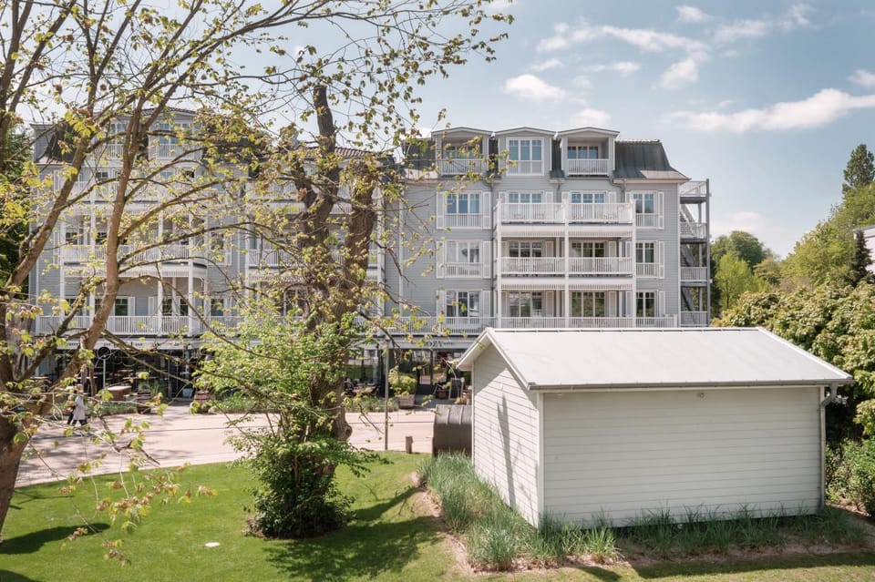 Property building, Spring